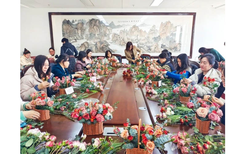 女神節(jié)丨女神插花，浪漫開(kāi)啟，共赴一場(chǎng)花與手作之約