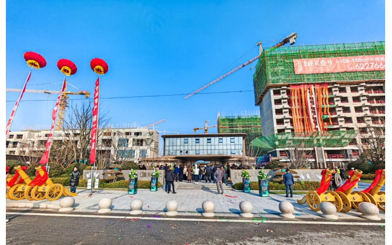 共赴時(shí)代未來丨天華實(shí)業(yè)集團(tuán)承建的河北鹽山“盛世·迎賓壹號(hào)”實(shí)樓樣板間、美學(xué)示范區(qū)高光綻放！